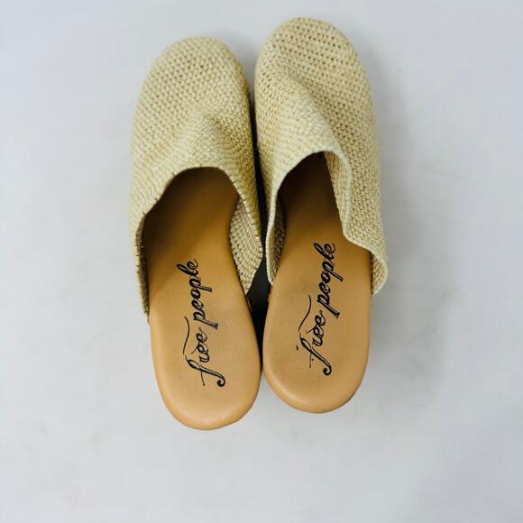 Free People Woven Raffia Platform Mules Natural Wood Heel Clogs Size 39 Boho - Picture 8 of 11